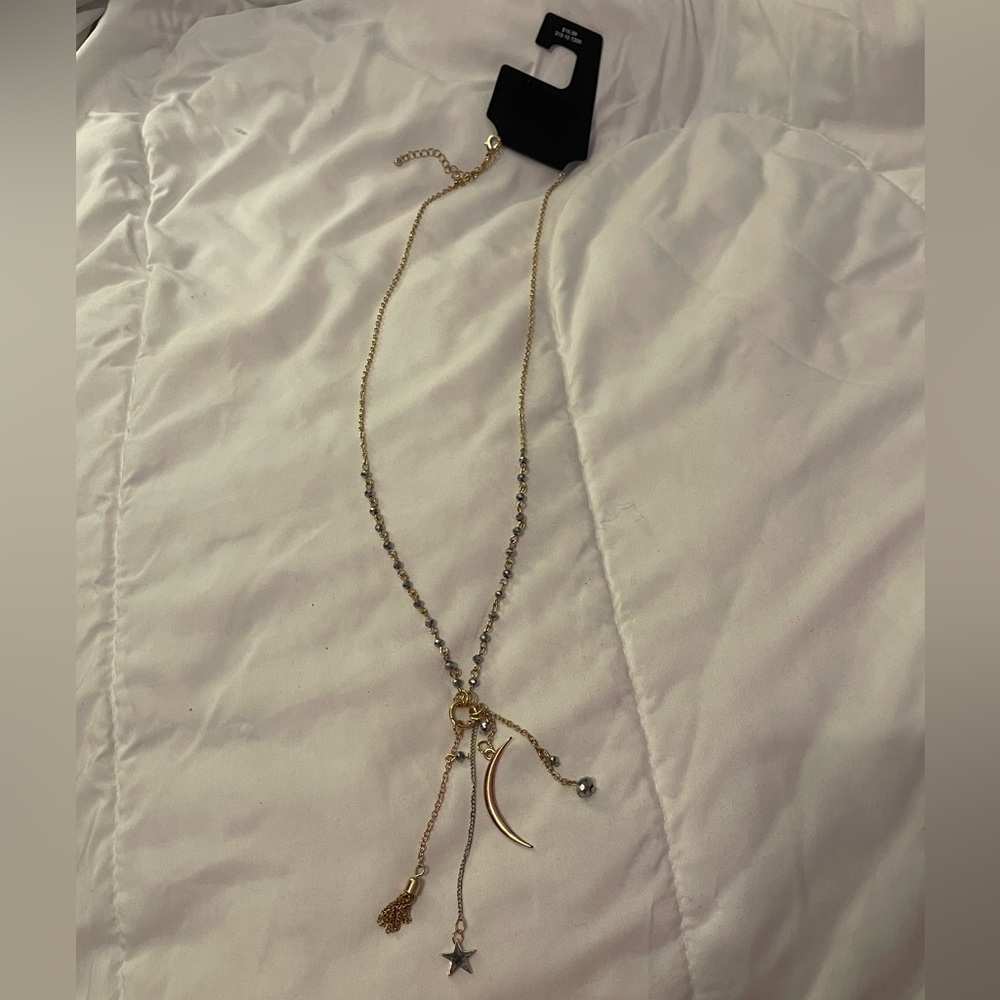 NWT Necklace